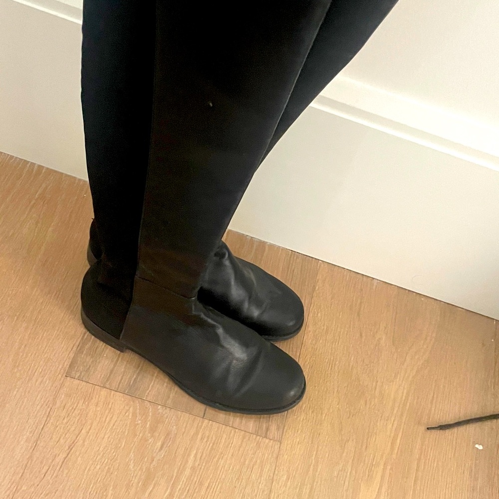 Nice and beautiful boots.